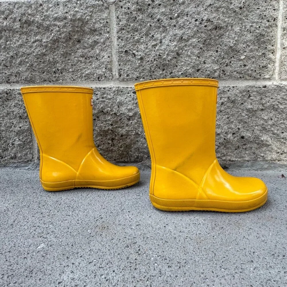 HUNTER Yellow Rain Boots Kids 12 US 29 EU First Classic Waterproof Gum Boot - Picture 2 of 11